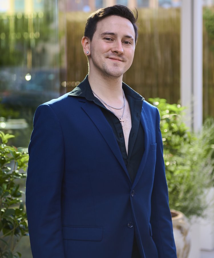 Evan Headshot